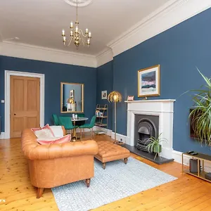 Apartment South Learmonth Gardens, Edinburgh
